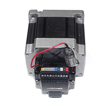 工業(yè)機器人驅(qū)控模塊